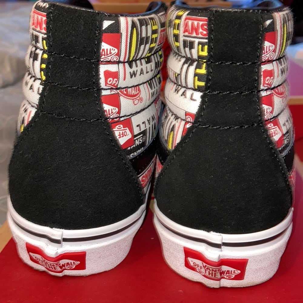 Vans - Picture 4 of 4